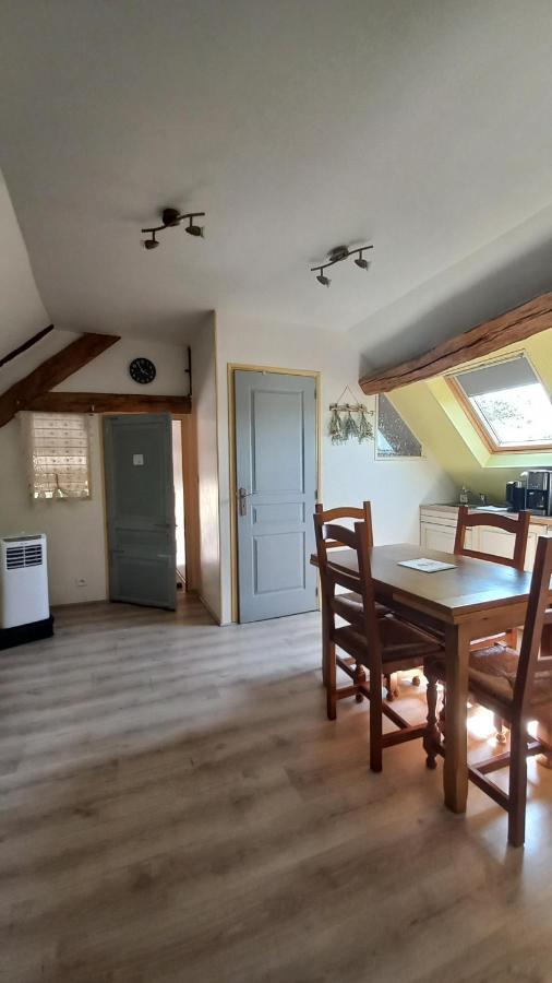 Appartamento Le calme à la campagne Besson Esterno foto
